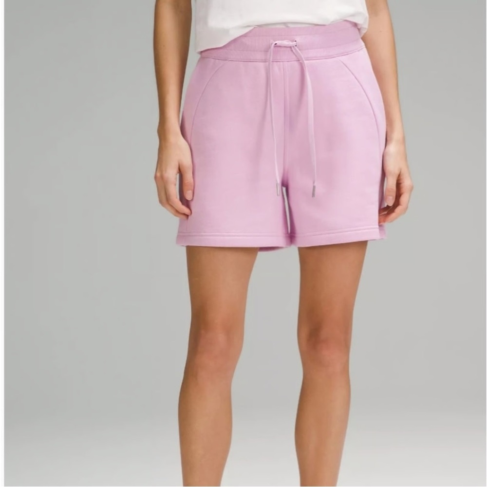 ScubaHigh-Rise Short 5” Sakura Pink Size 6 NWT